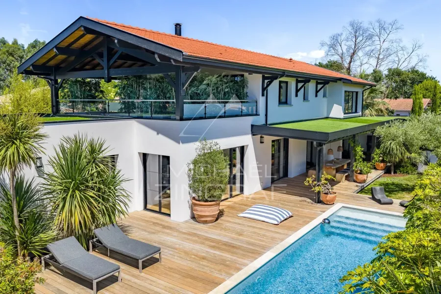 Maison contemporaine, élégance et confort au cœur du Bassin