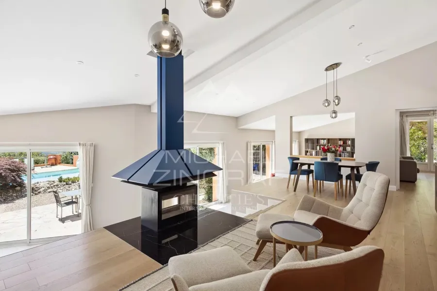 Villa rénovée avec vue panoramique, piscine et dépendance - 6