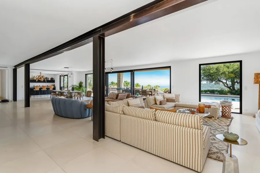 À Saint-Tropez, entre Village et Plages – Une Propriété d’Exception à Belle Isnarde - 9