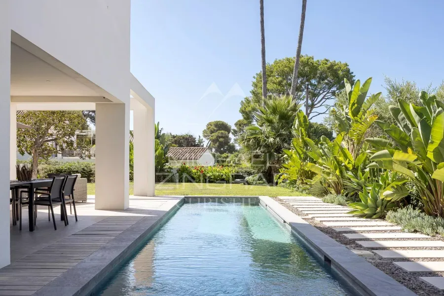 Villa contemporaine d’exception avec vue mer à la Garoupe - 4