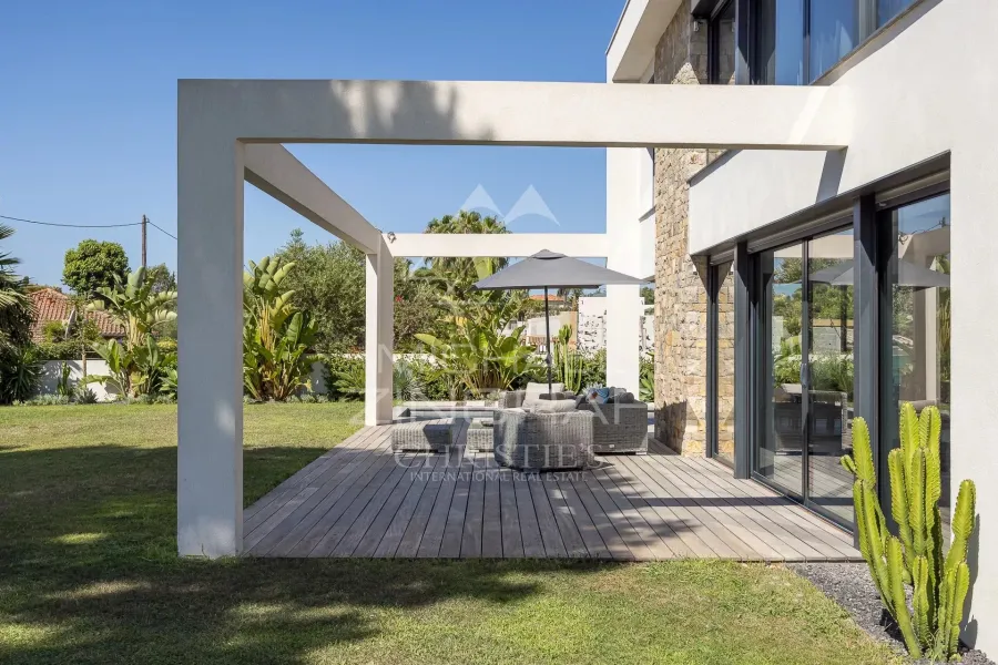 Villa contemporaine d’exception avec vue mer à la Garoupe - 6