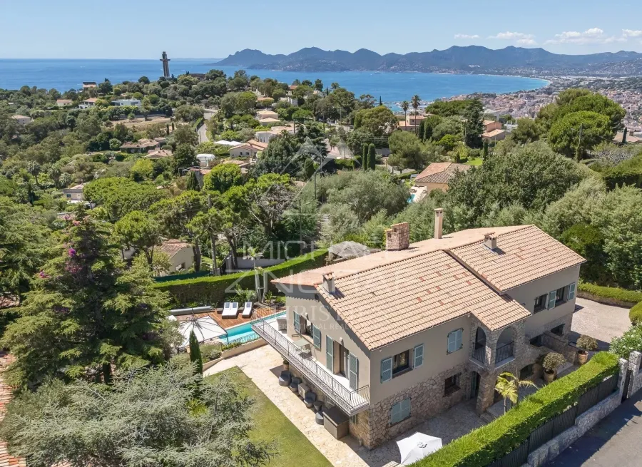 Hauteurs de Cannes  - Villa entiérement rénovée avec vue mer et montagne - 2