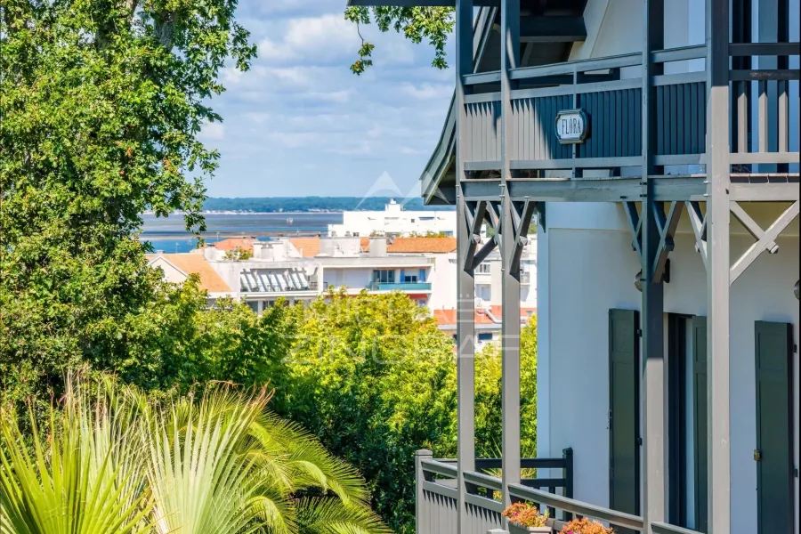 Villa d’Exception – Vue Panoramique sur le Bassin d’Arcachon