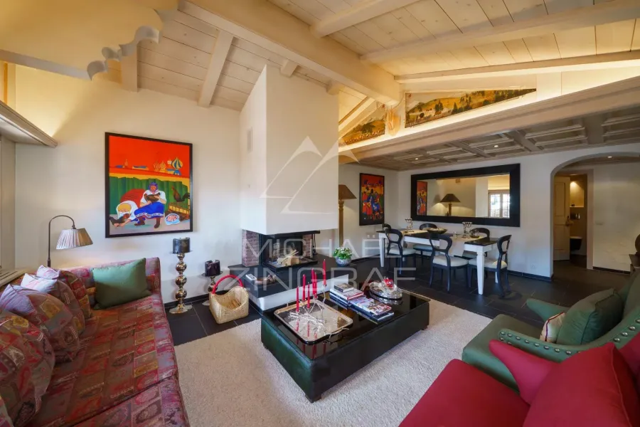 Découvrez ce penthouse exceptionnel idéalement situé en plein cœur de Gstaad. - 2