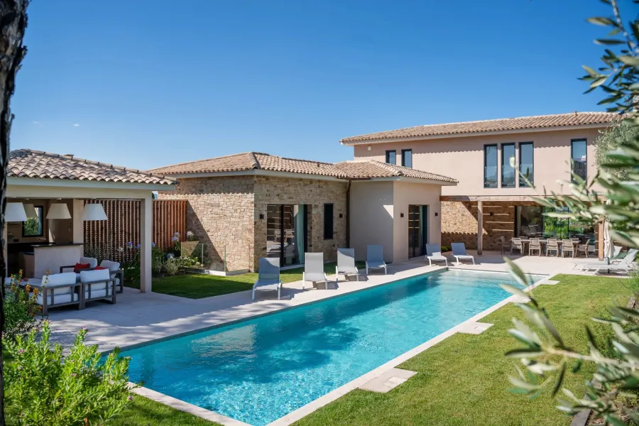 Les Terrasses d’Azur - Saint-Tropez – Villa contemporaine d’exception avec vue mer panoramique - 3