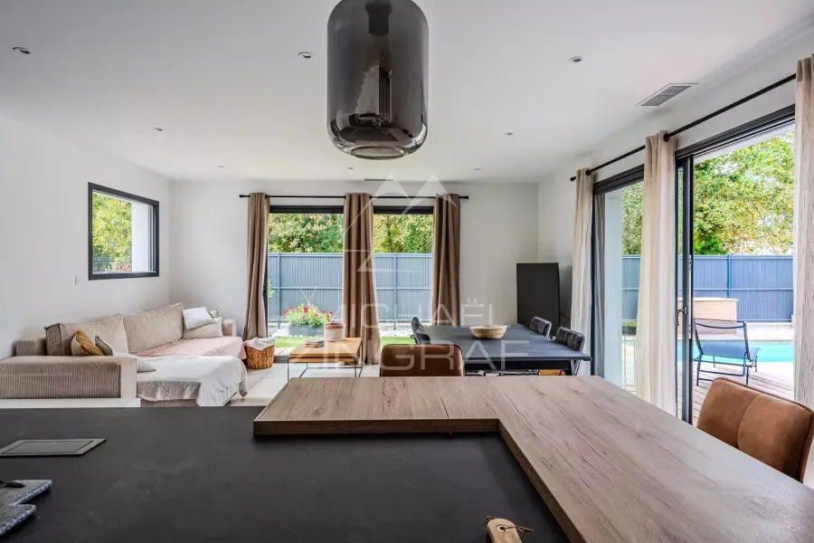 Quartier Chante-Cigale, une villa moderne prête à vivre - 4