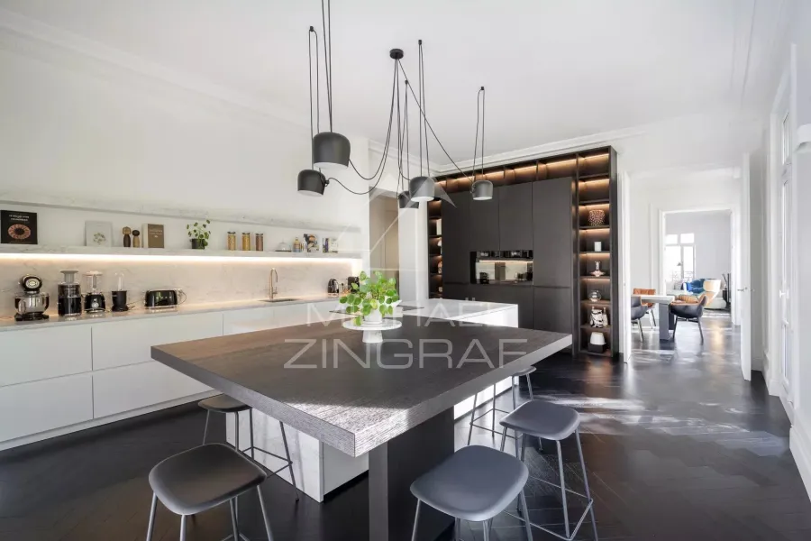 À vendre - Victor Hugo/ Square Lamartine - 5 chambres - Parfait état- Clim - 8
