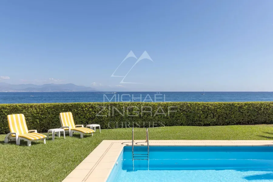 Exclusivité Cap d'antibes - Villa d’Exception en Première Ligne – Vue Panoramique Mer et Montagne à 180°