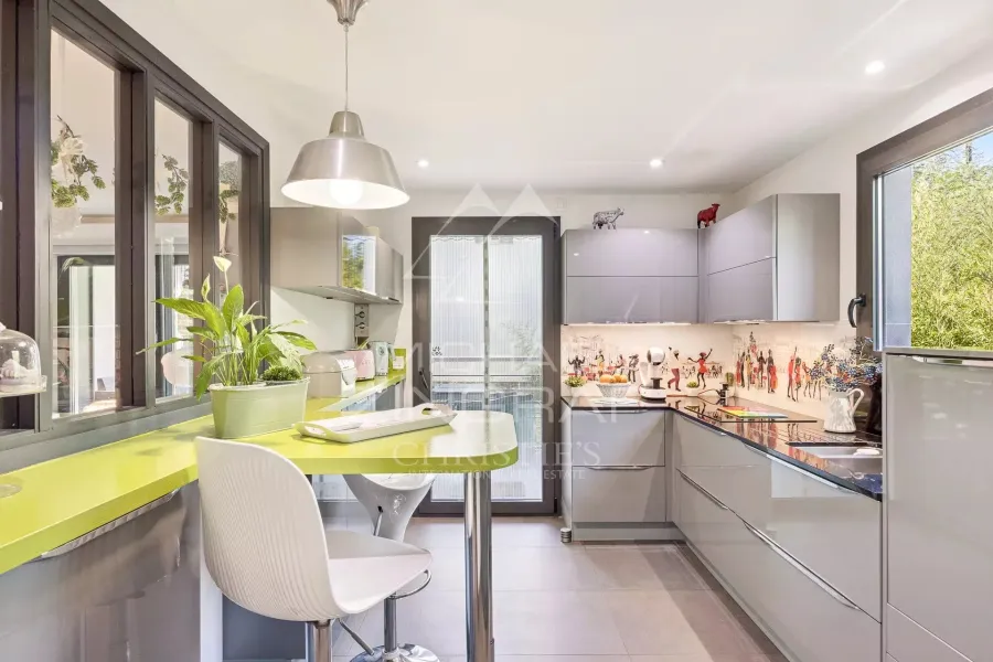 Juan-les-Pins – Bord de mer – Appartement d’exception 129,69 m² - 5