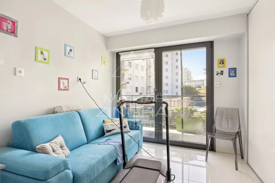 Juan-les-Pins – Bord de mer – Appartement d’exception 129,69 m² - 9