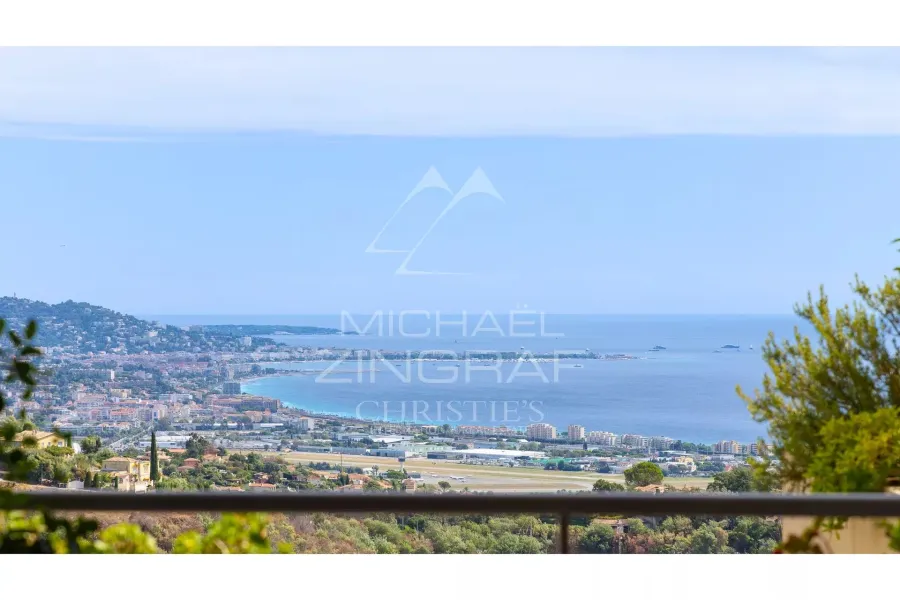 APPARTEMENT RÉNOVÉ AVEC VUE MER