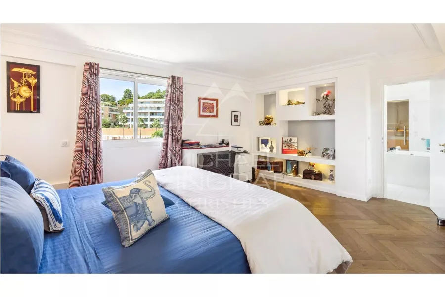 APPARTEMENT RÉNOVÉ AVEC VUE MER - 7