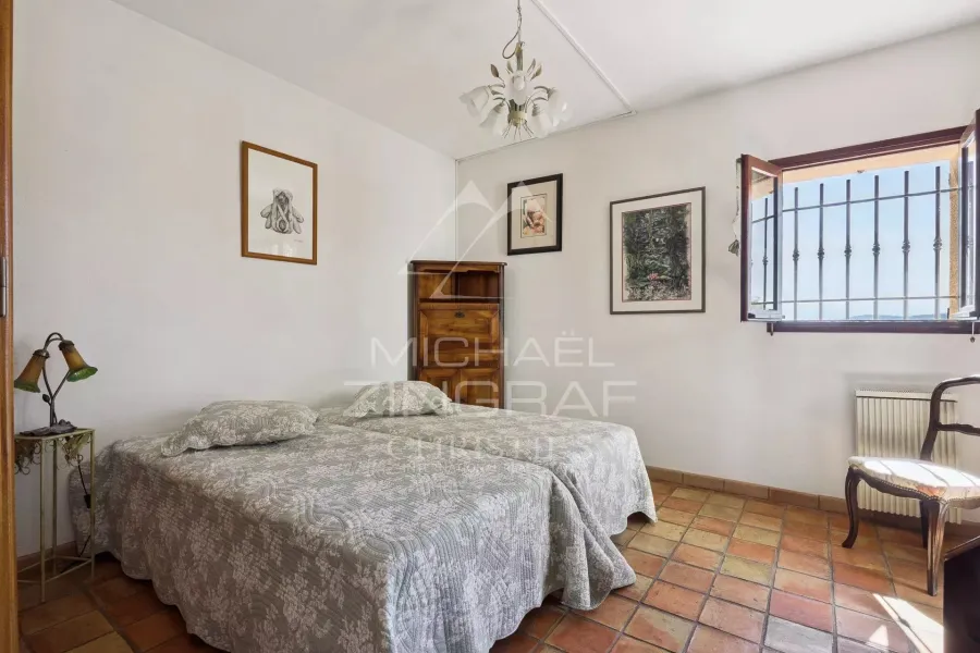 Villa d'architecte avec vue mer et oliveraie - 8