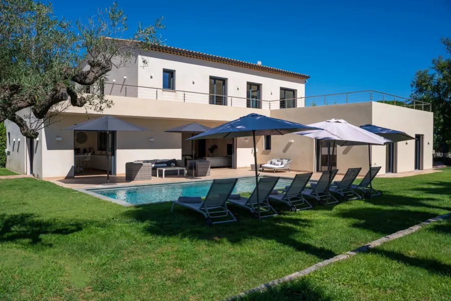 Saint-Tropez – Villa contemporaine à deux pas de Pampelonne - 2