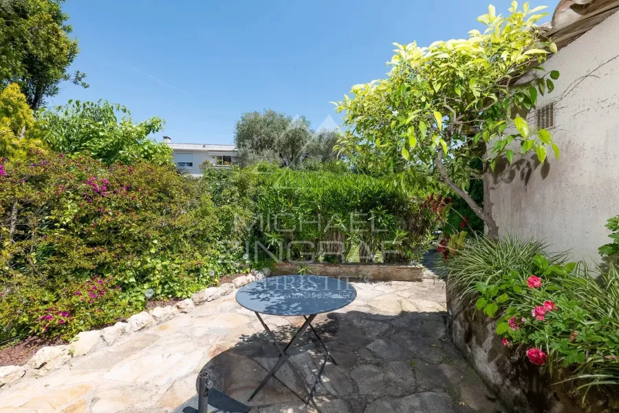 Cap d’Antibes – Maison de caractère proche des plages - 6
