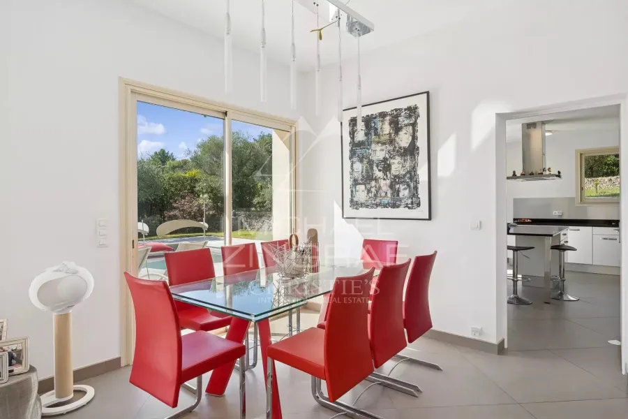 Villa mit Pool in Grasse, nur 5 Minuten von Opio entfernt – 340 m² Wohnfläche – 5.000 m² Grundstück - 6