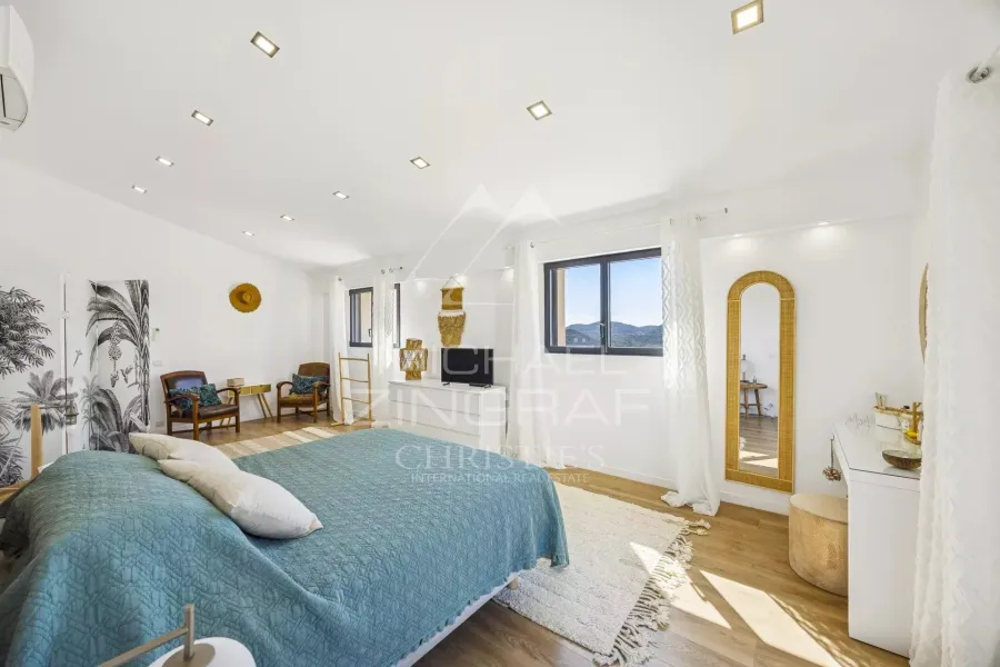 EXCLUSIVITÉ - Mandelieu-la-Napoule - Villa  Rénovée - Proche Cannes - 9