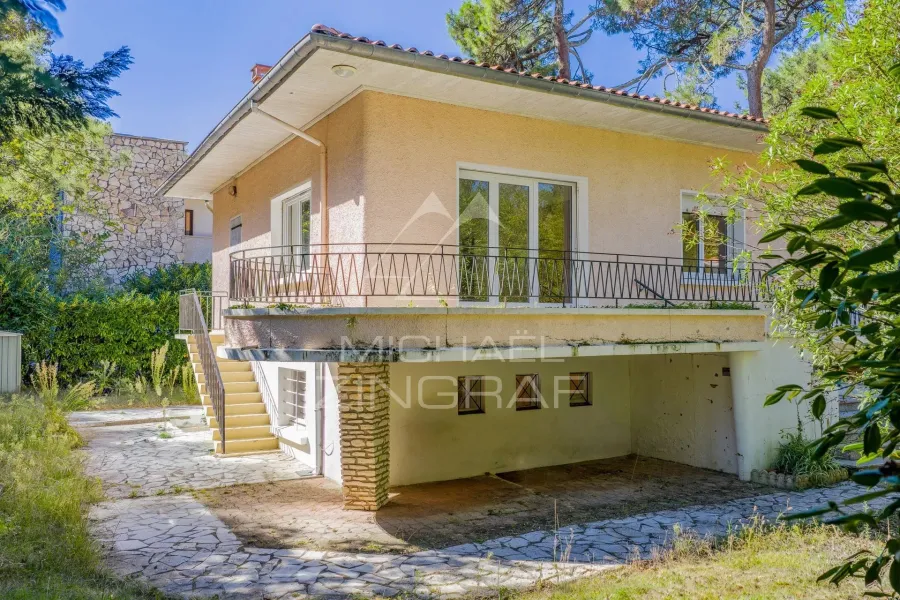 Quartier Pereire - Villa à rénover -