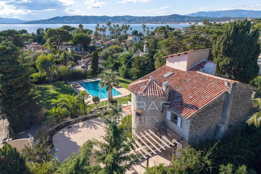 Versant Ouest Propriété d’exception avec vue mer