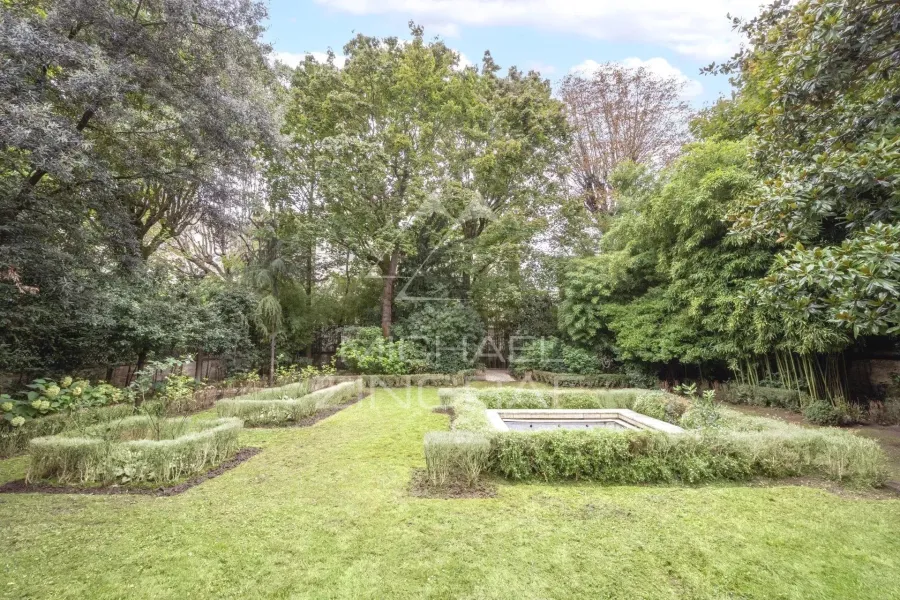 A vendre - Hotel Particulier - Jardin - Piscine - 4