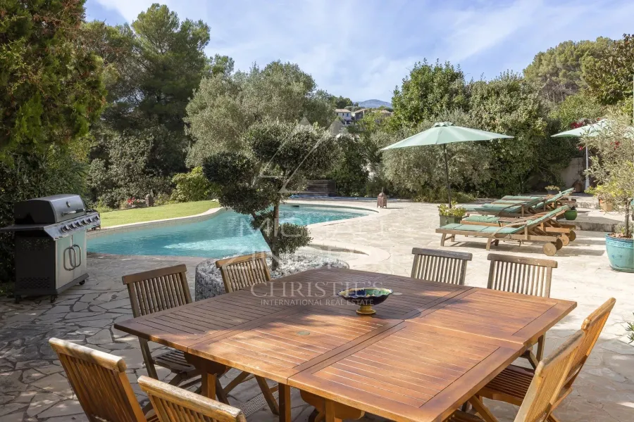 Proche Saint-Paul-de-Vence - Charmante propriété familiale - 2