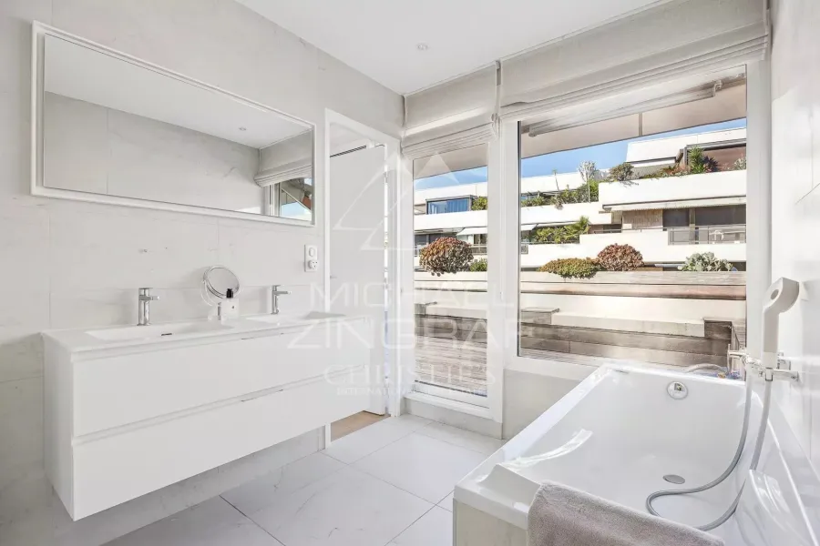 Cannes - Banane - Penthouse avec terrasse 40m² - 8
