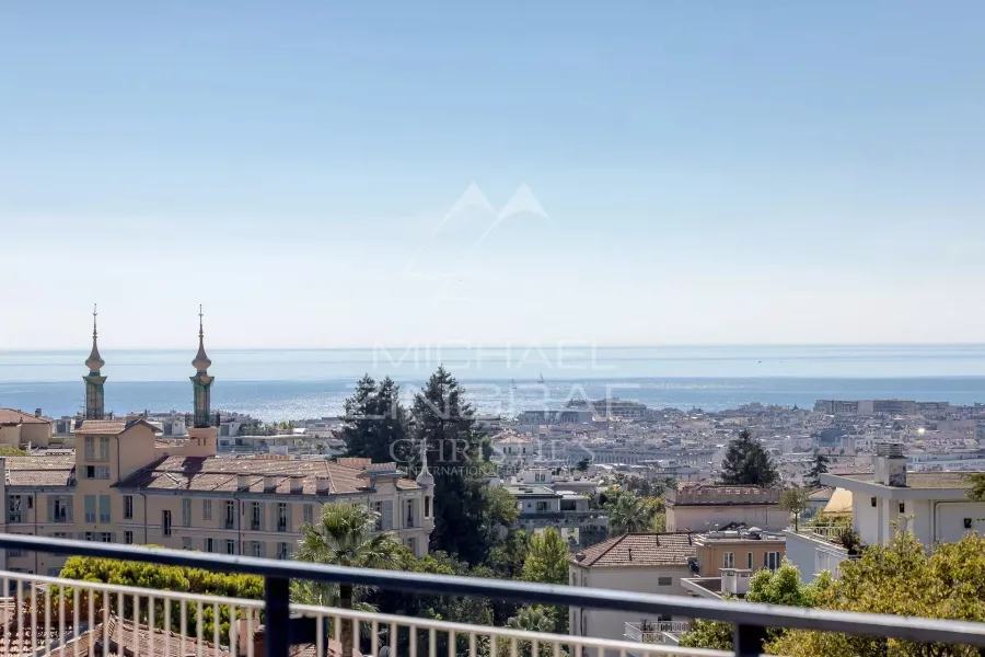 Dernier étage avec terrasse et vue mer panoramique - 2