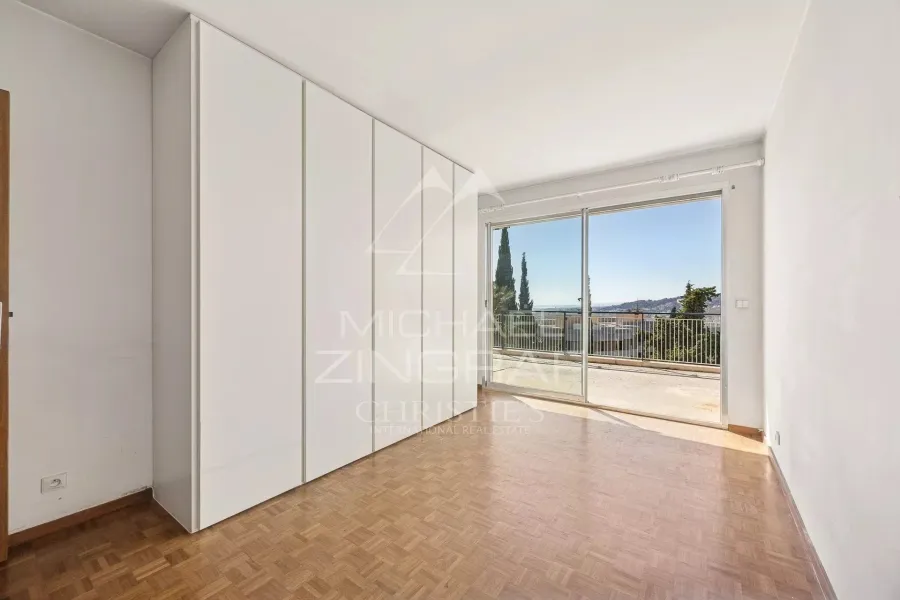 Dernier étage avec terrasse et vue mer panoramique - 9