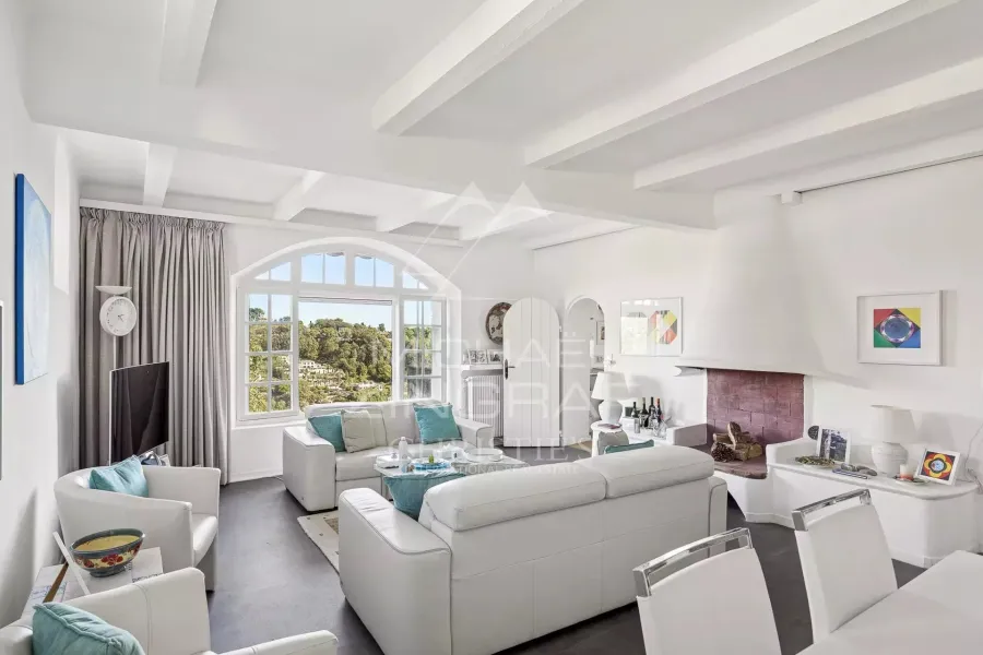 Saint-Paul-de-Vence : Appartement d’exception au cœur du village