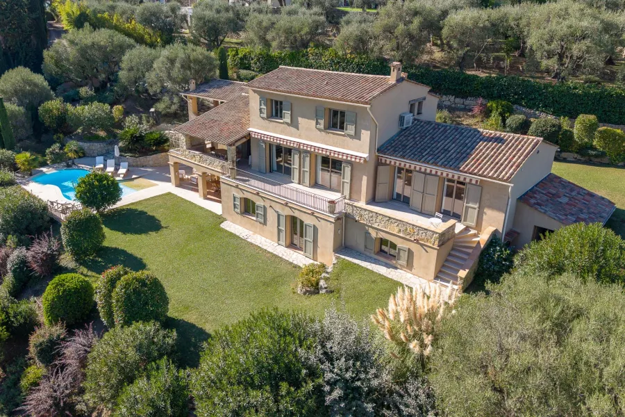 Arrière-Pays Cannois - Villa provençale au calme - 5 chambres - 3