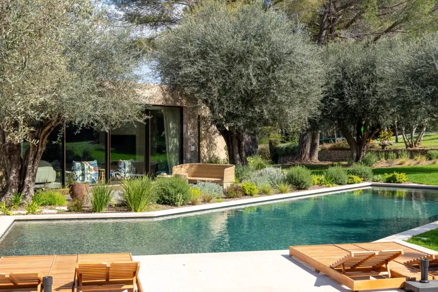 Proche Cannes – Superbe villa alliant charme et modernité – 5/6 chambres - 2