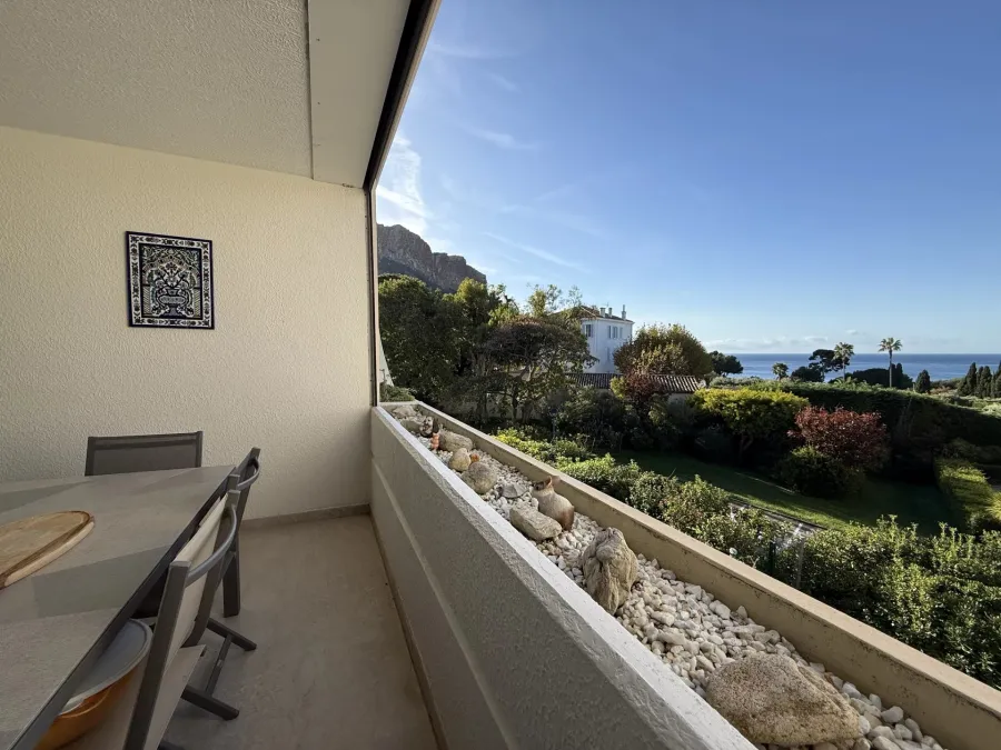 CASSIS APPARTEMENT T2 VUE MER AVEC TERRASSE - 2