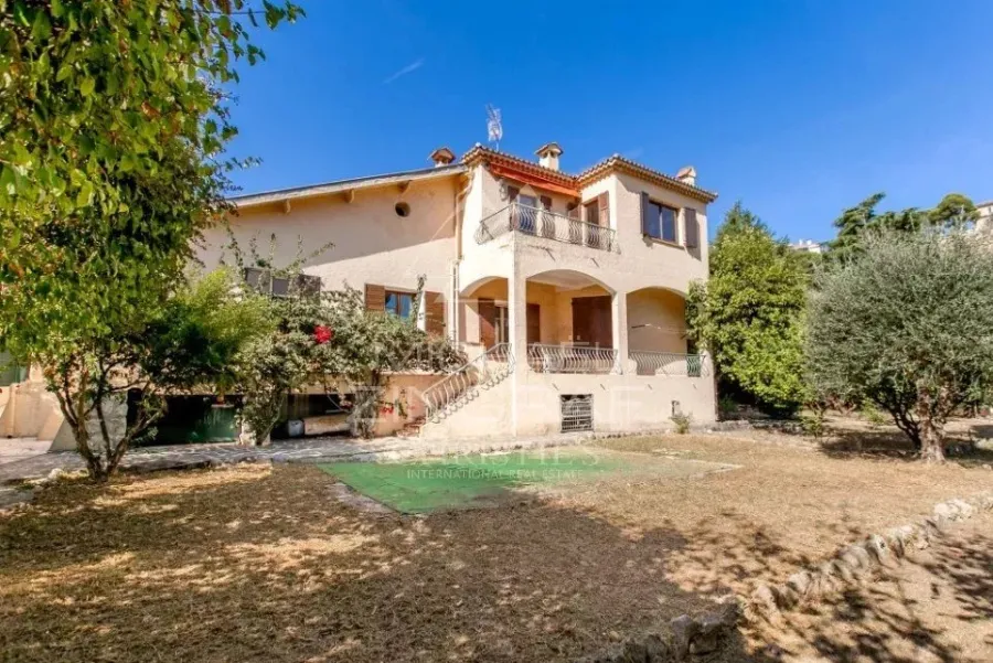 Superbe villa à rénover