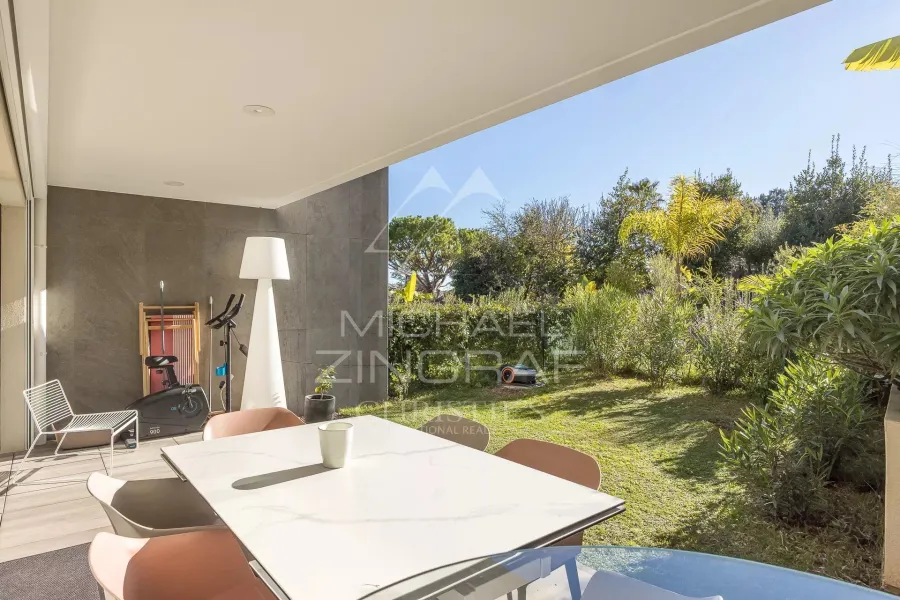 Appartement – Rez-de-Jardin d’Exception  – 80 m² – Jardin 250 m² – Deux Garages
