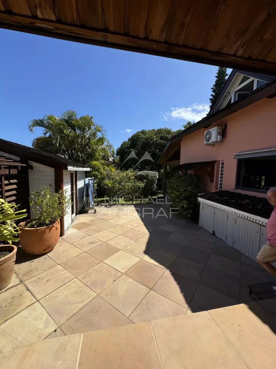 Villa d’Exception dans un Lotissement Sécurisé à Saint-Gilles-les-Bains - 6