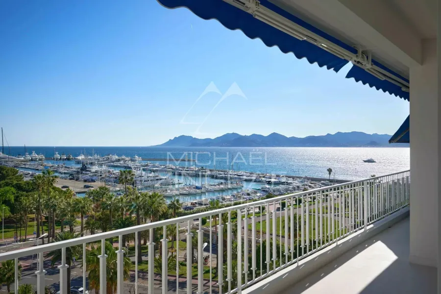 Cannes Croisette - Palm Beach - Rare - 5 pièces vue mer