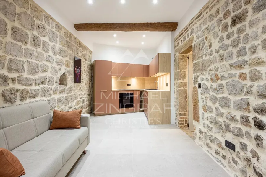 Propriété de charme – Vieil Antibes – À quelques pas des remparts