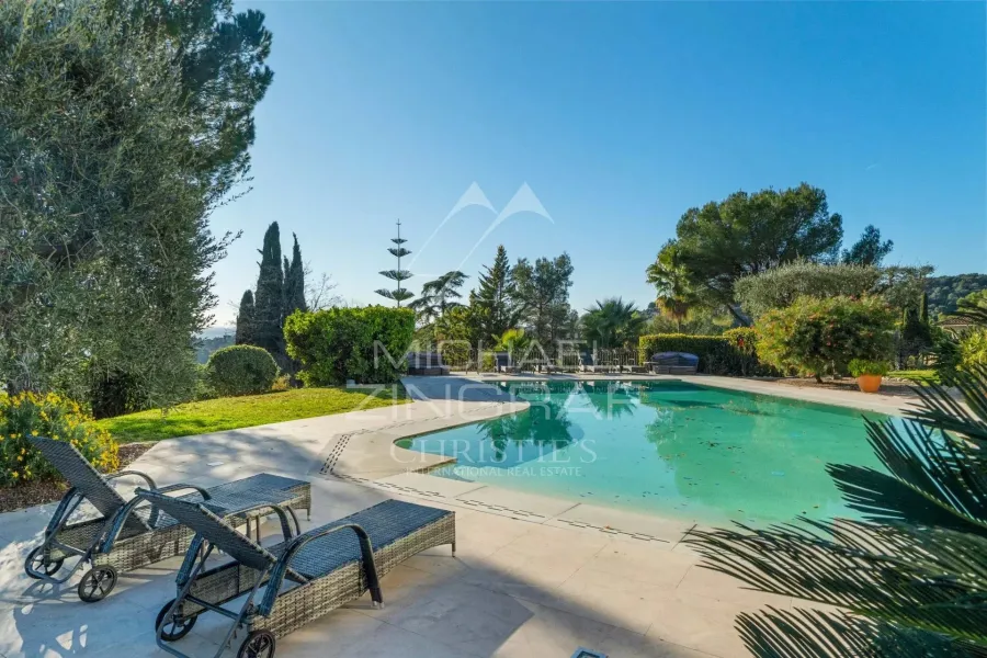 Vence – Propriété d’architecte avec vue dégagée sur Saint-Paul-de-Vence jusqu'à à la mer - 5