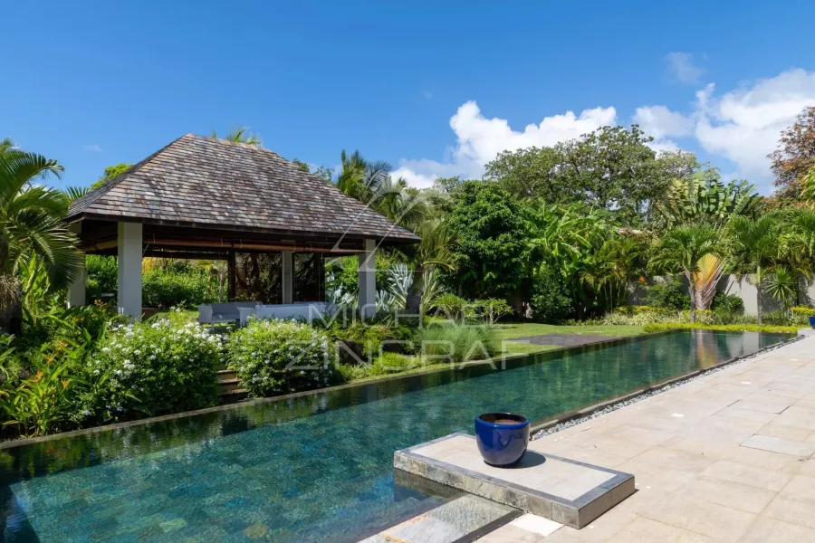 Élégante villa avec vue sur le golf au cœur de l’Anahita Estate - 3