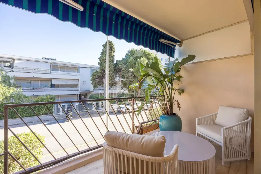 Cannes Palm Beach - Appartement 4 pièces rénové avec terrasses - 8