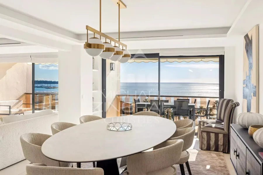 OFF MARKET - CANNES LA CROISETTE - LUXUEUX APPARTEMENT 6 PIECES - 9
