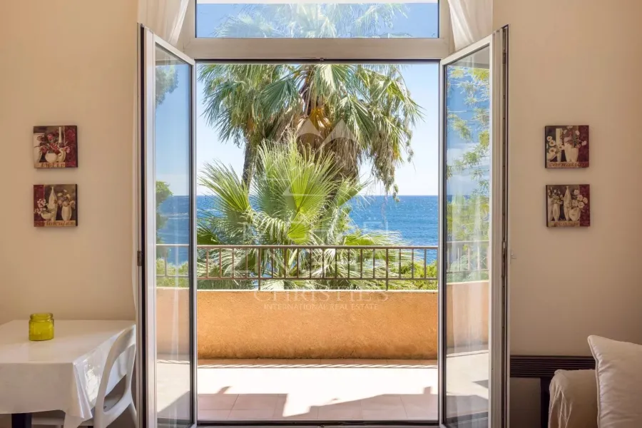 Cannes et Golfe-Juan – Vue mer imprenable et accès direct à la mer - 3