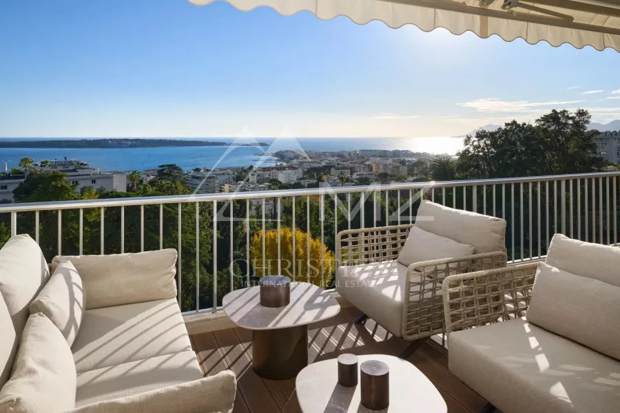 EXCLUSIVITE: Superbe appartement contemporain à la vue mer époustouflante - 2