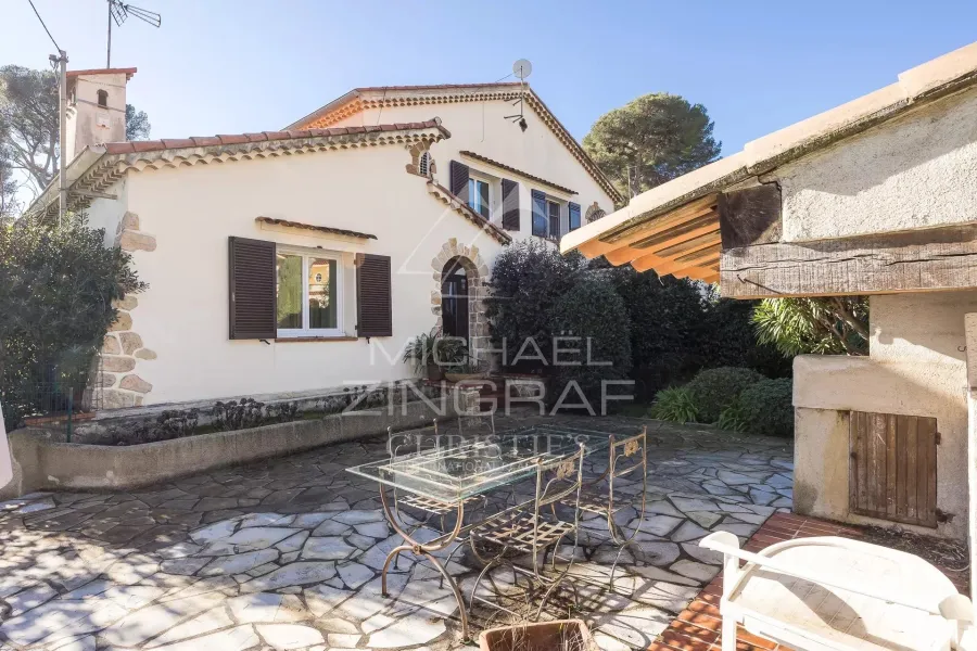 Maison de 130 m² avec appartement d’amis indépendant de 65 m² et atelier – Cap d’Antibes - 3