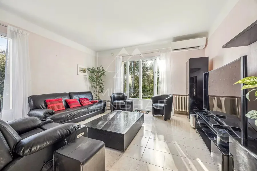 Maison de 130 m² avec appartement d’amis indépendant de 65 m² et atelier – Cap d’Antibes - 5
