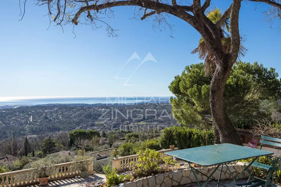 Proche Saint-Paul-de-Vence - Propriété vue mer panoramique