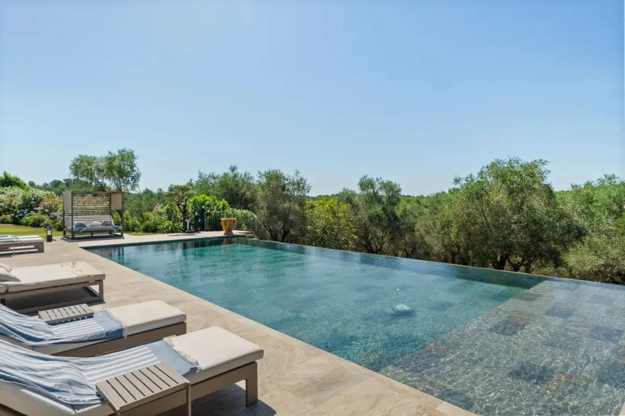 Proche Mougins - Bastide provençale au calme - 5 chambres - 3