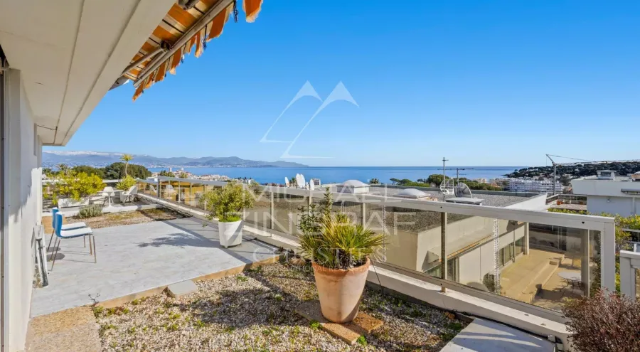 JUAN-LES-PINS – Rostagne: Penthouse-Villa mit Panoramablick aufs Meer - 5