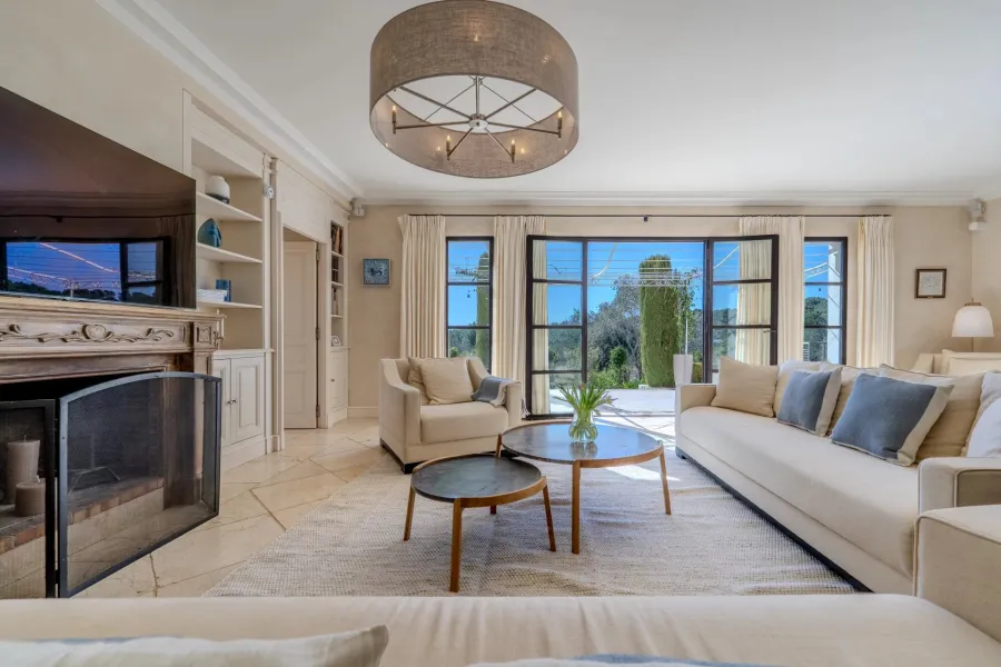 Proche Mougins - Bastide provençale au calme - 5 chambres - 5