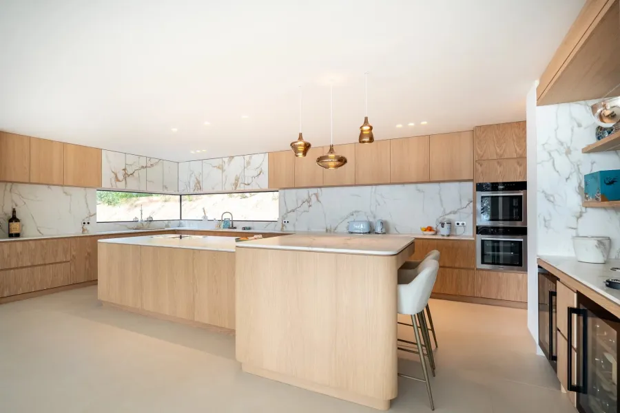 La Réserve - Adresse contemporaine rare offrant une vue mer panoramique - 7